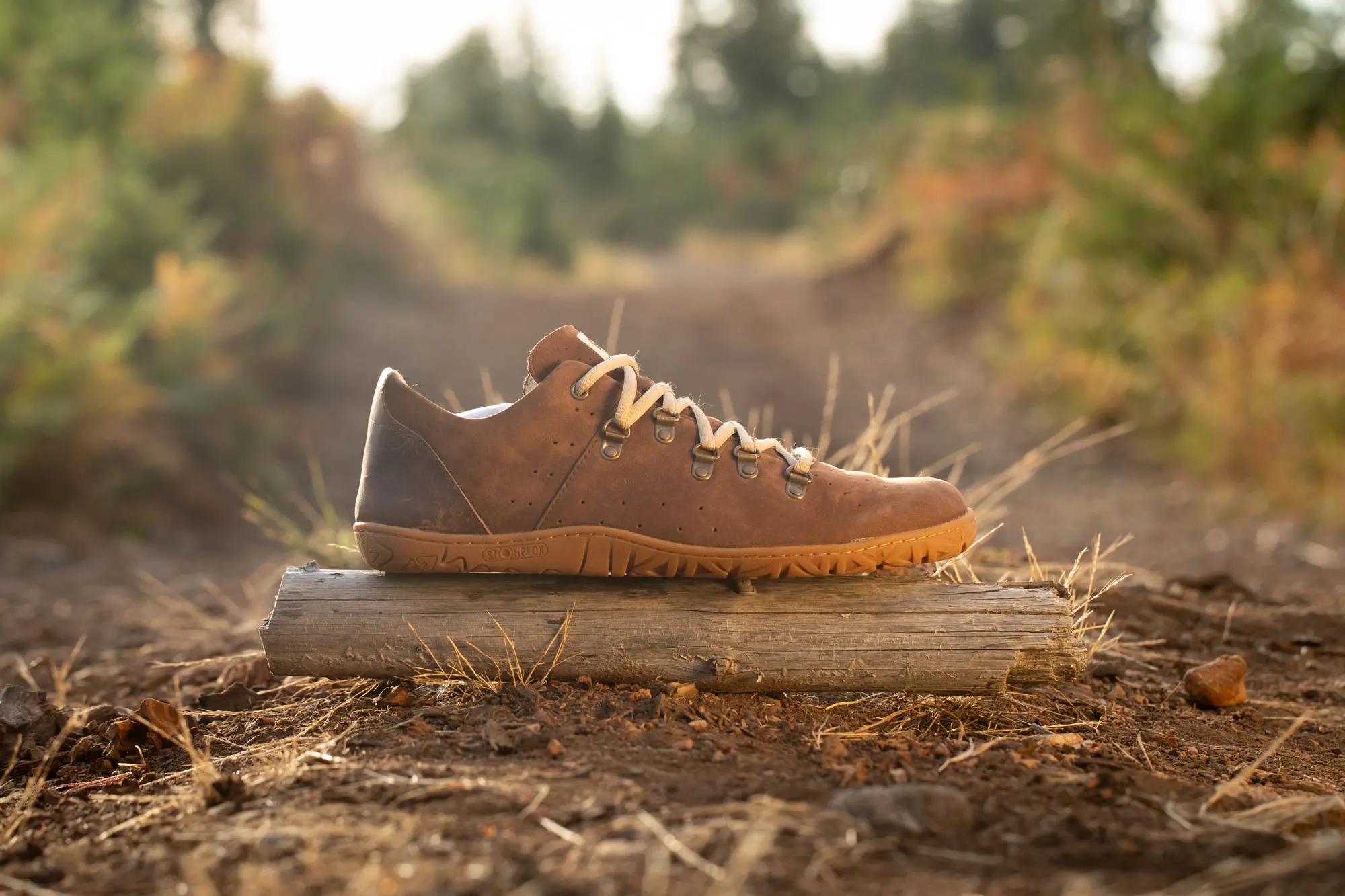 A side view of the Stomp Lox Trail Worms.